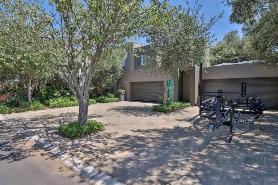 6 Bedroom Property for Sale in The Islands Estates North West